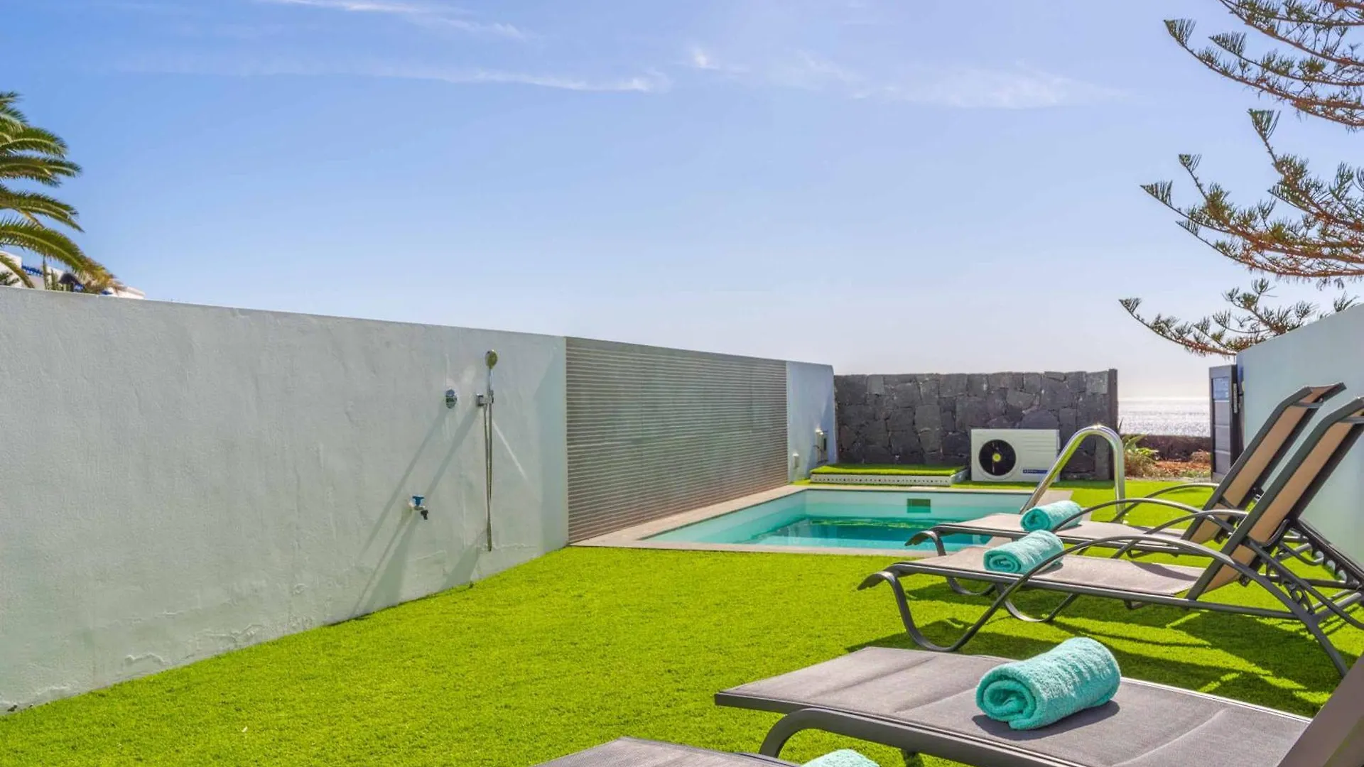 Marina Suite Villa Agua Playa Blanca  Spain